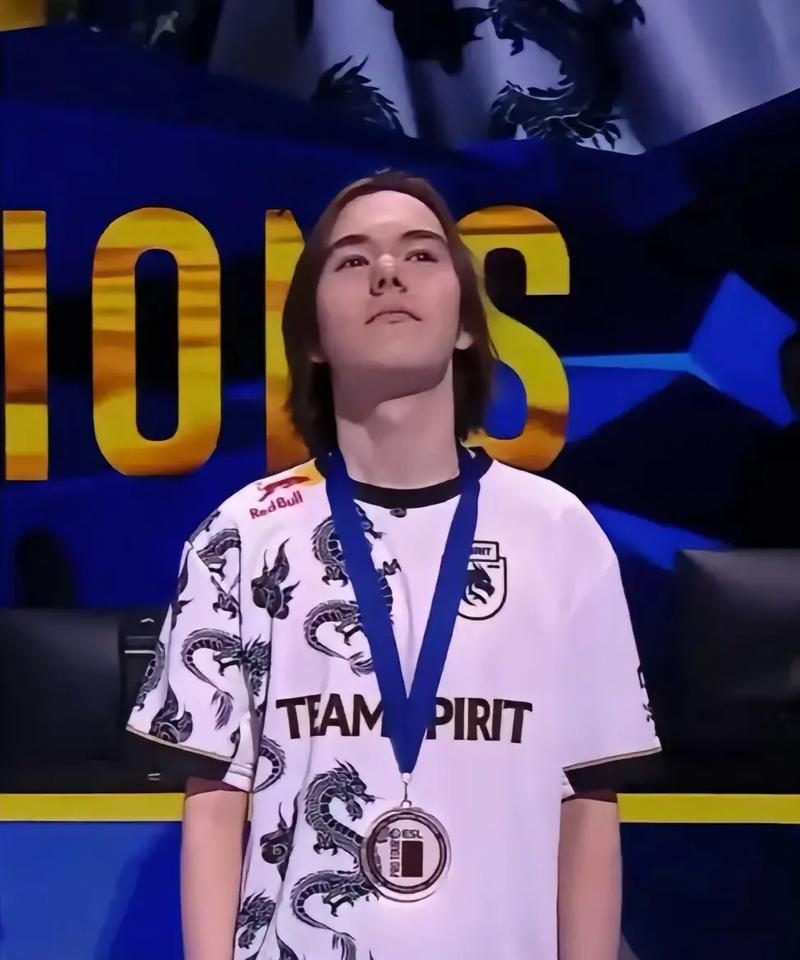 Mayumi国内首播，一晚礼物收入过3万