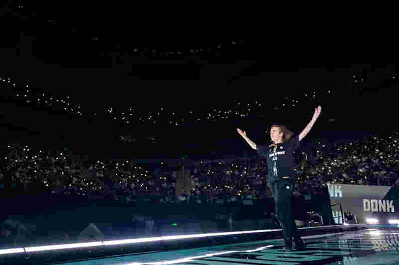 WBG官博发文祝贺Crisp联赛登场八周年：长松入霄汉，远望不盈尺